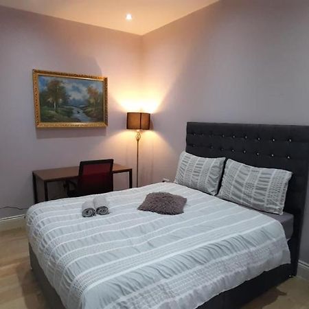 Comfy Fenia Stay Londres Exterior foto