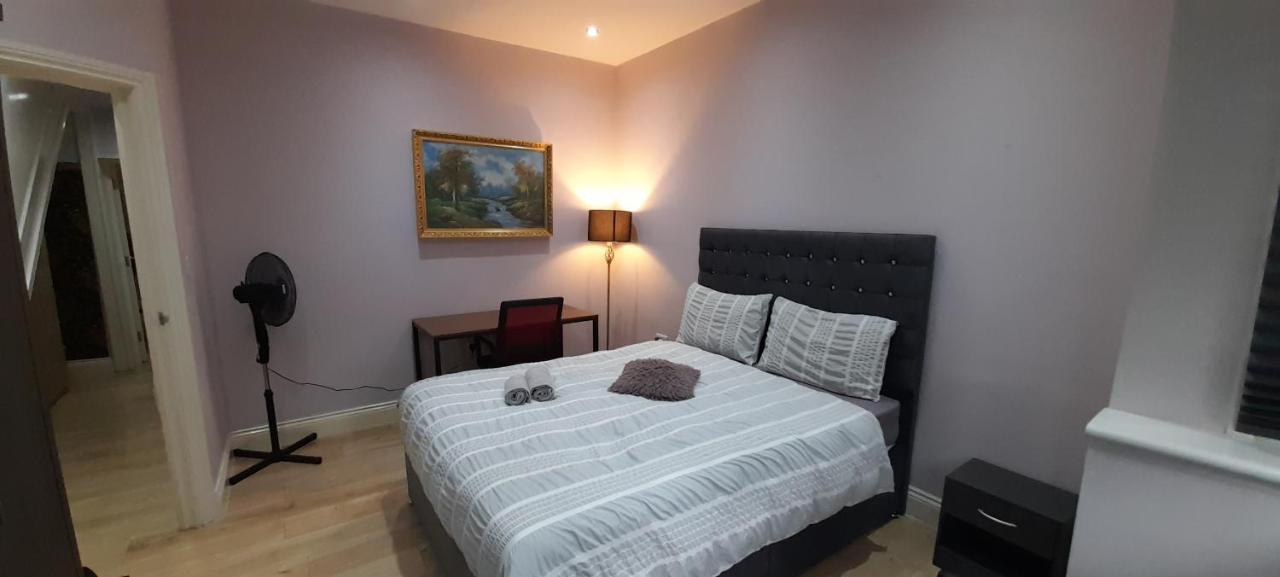 Comfy Fenia Stay Londres Exterior foto