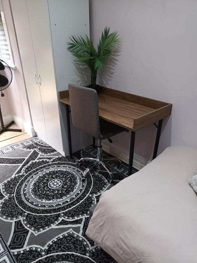 Comfy Fenia Stay Londres Exterior foto